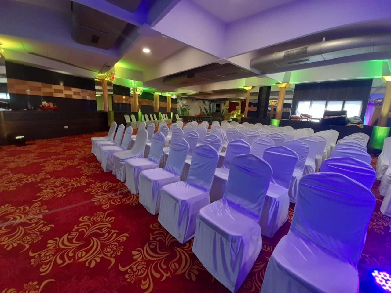 Hotel Mumbai House Juhu, Santacruz West, Bombaj Zewnętrze zdjęcie